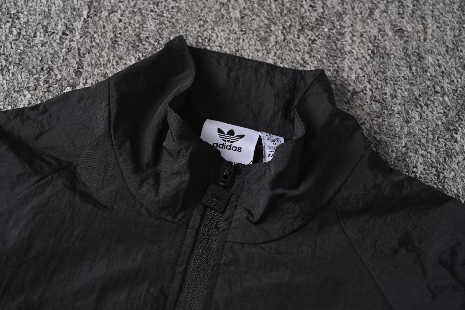 Manchester United retro windbreaker