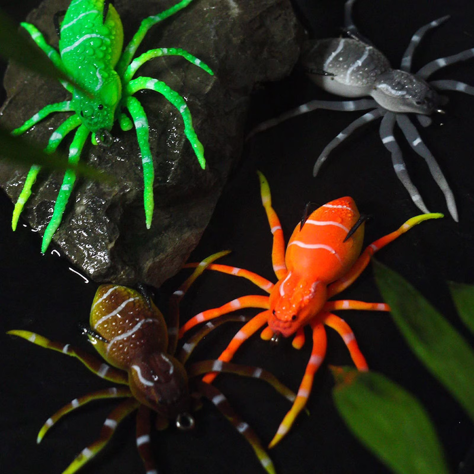 Leodye 1PCS Fishing Bait Tackle Kit - Enhanced Hard/Soft Swim Baits with Hooks, Realistic Spider Lures -2.5*3.14IN