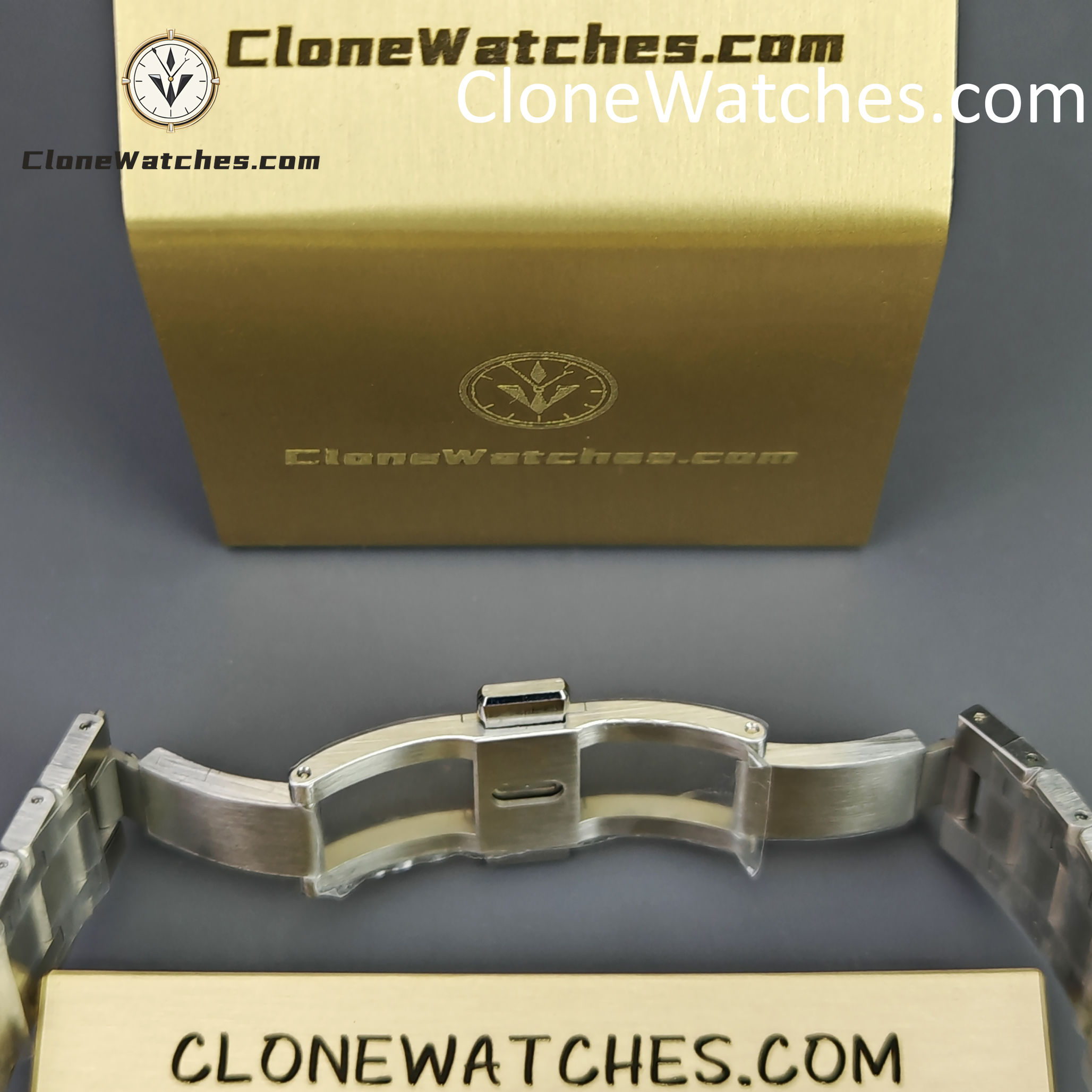 Audemars Piguet Super Clone Watches 1:1 Royal Oak “Jumbo” Extra-Thin 15202ST 39MM