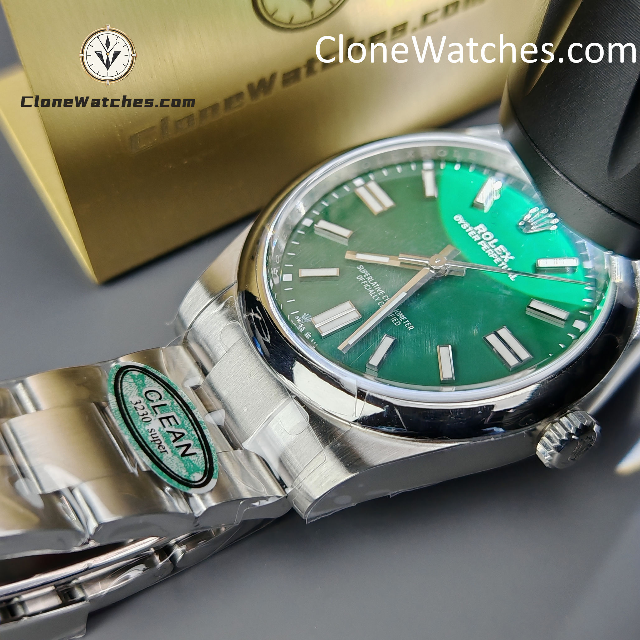 Rolex Super Clone Watches 1:1 Oyster Perpetual Green Dial 41mm M124300 3230 Movement