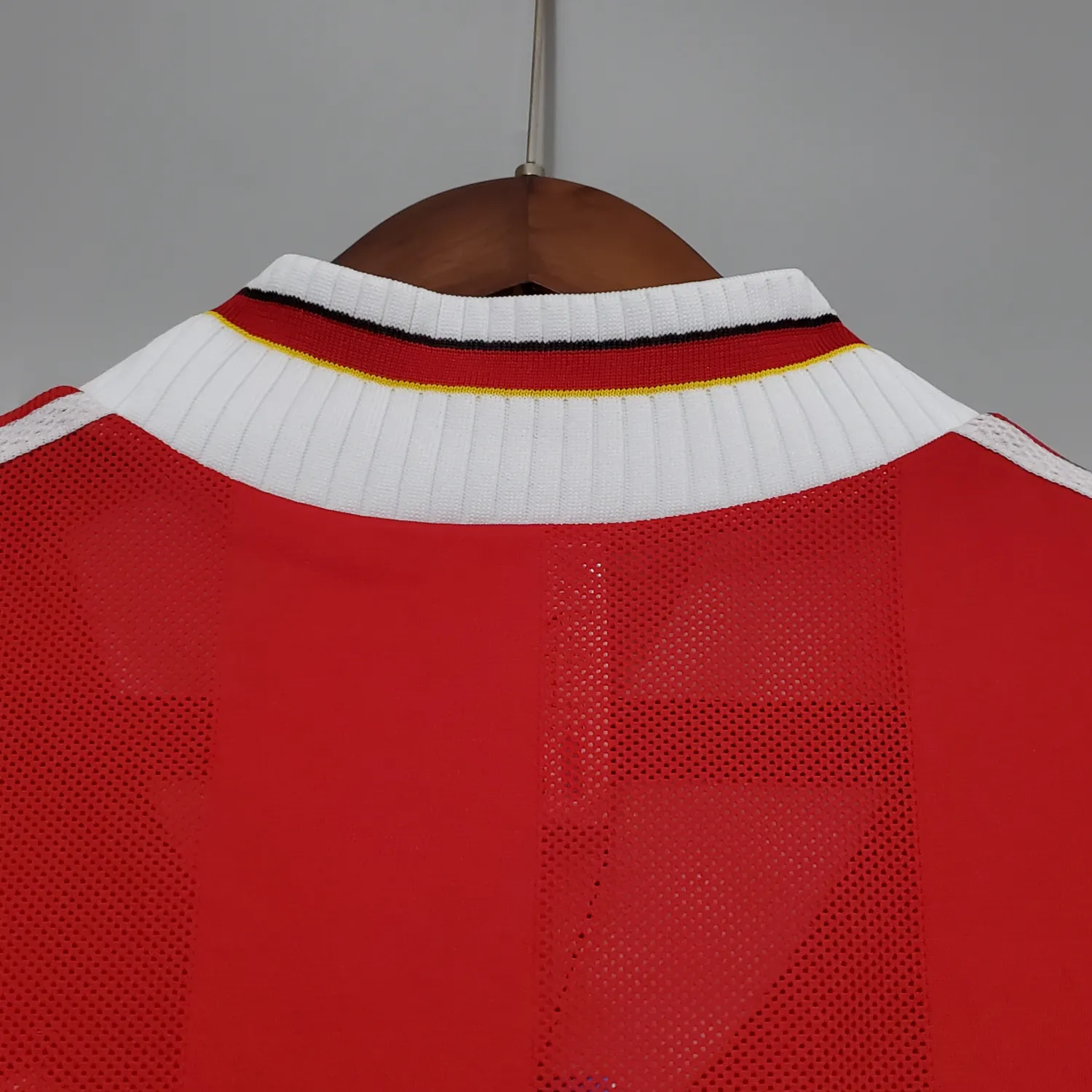 1997/98 Liverpool home retro jersey - fans edition