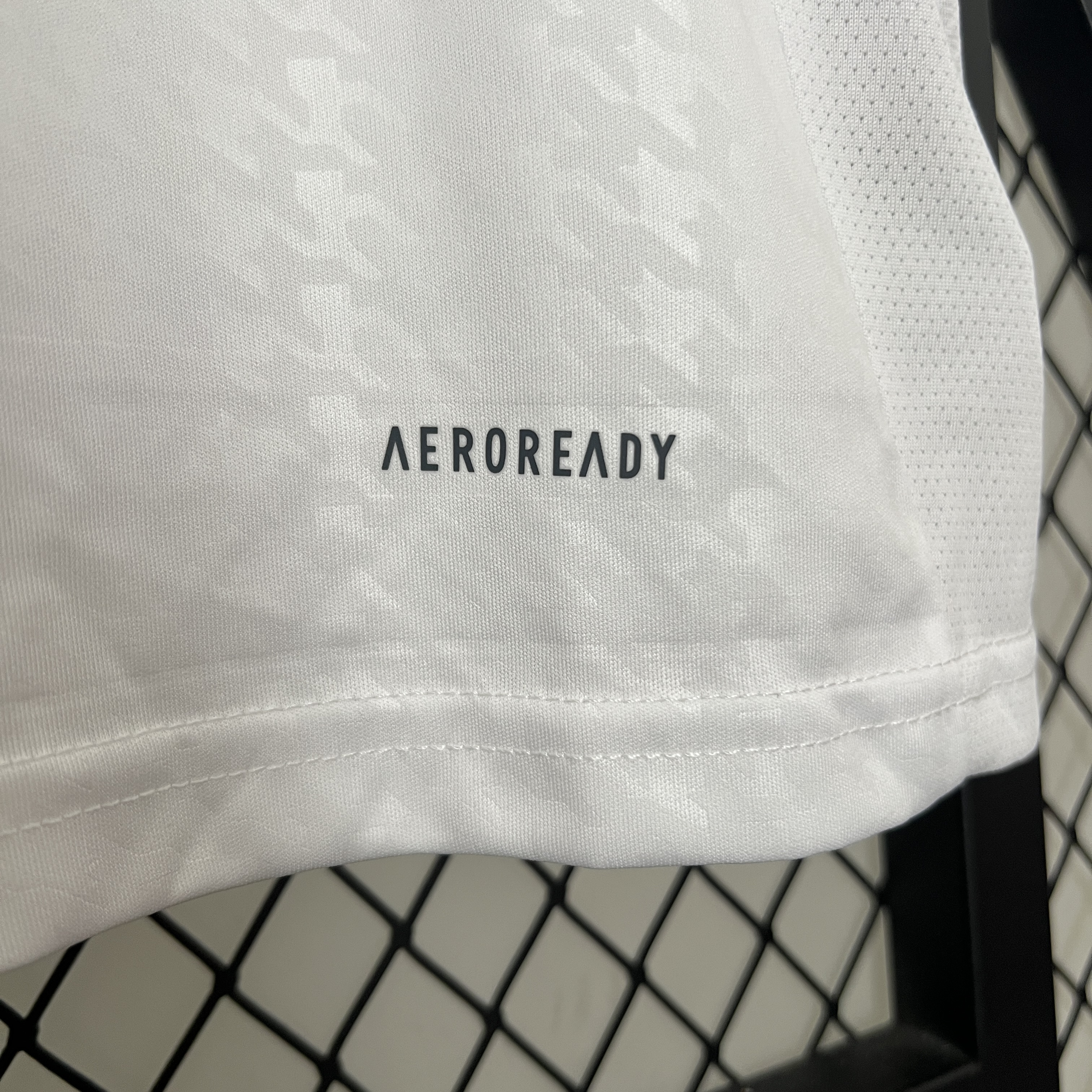 2024/25 Real Madrid Home Shirt - Fans Edition