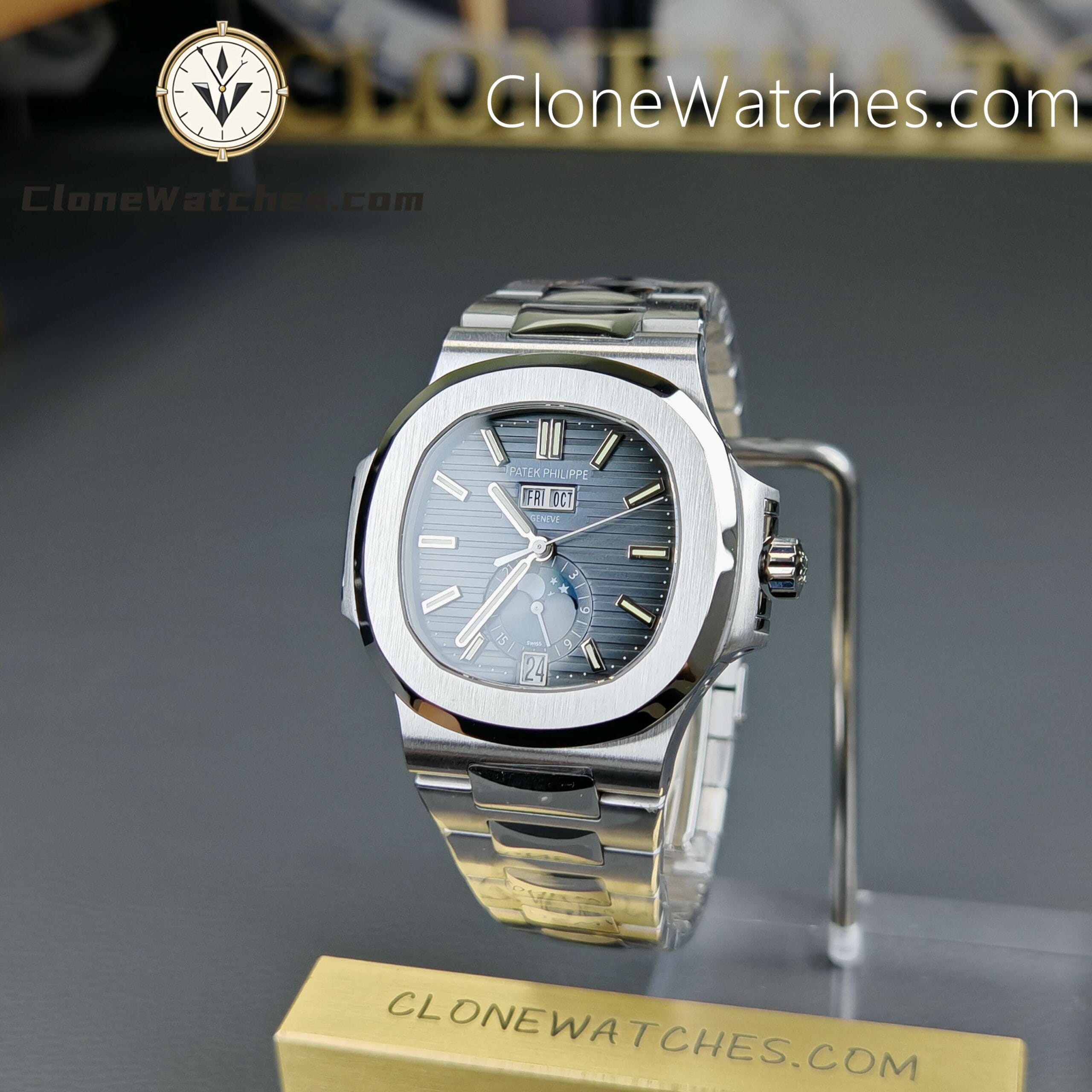 Patek Philippe Super Clone Watches 1:1 Nautilus 5726 Annual Calendar Blue Dial