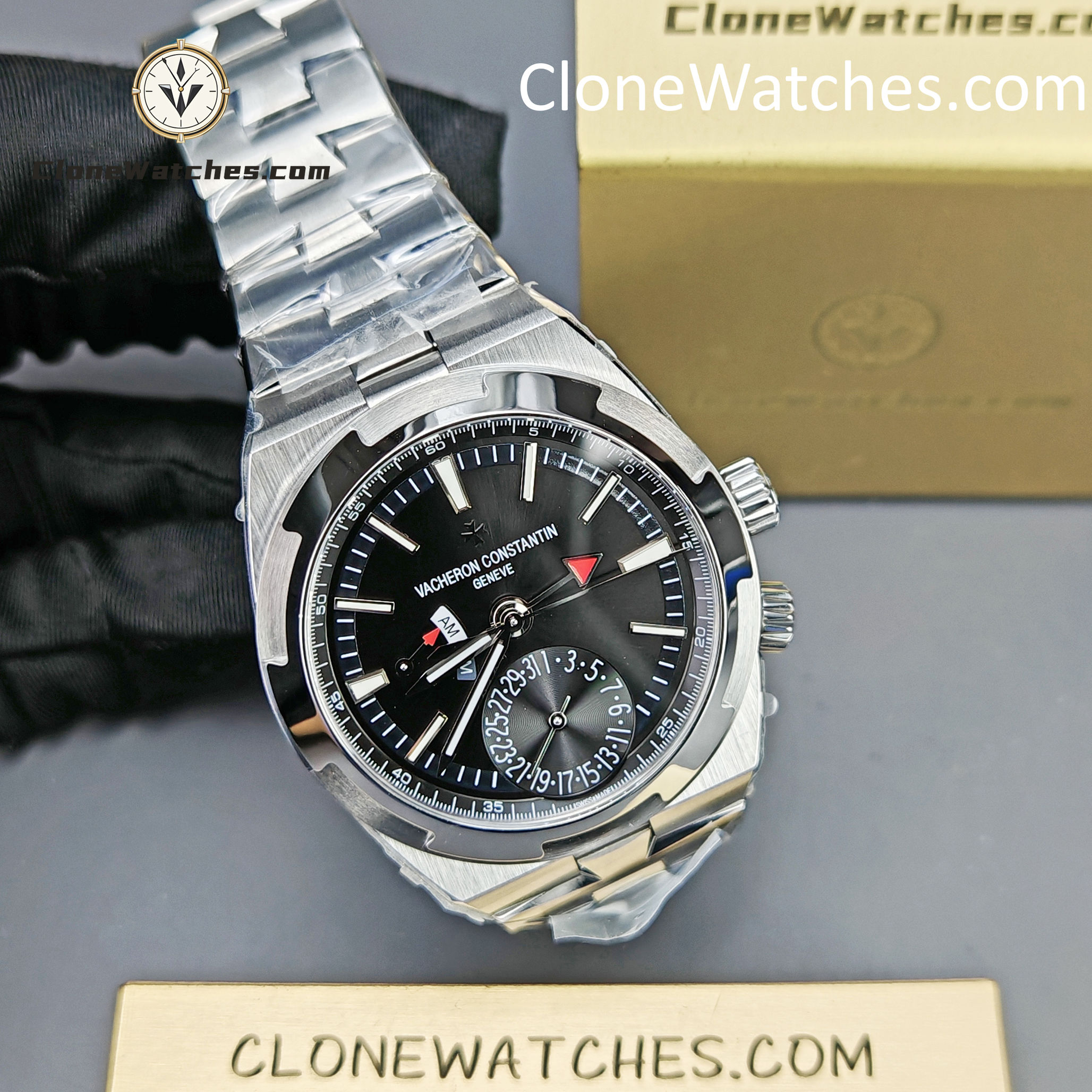 Vacheron Constantin Super Clone Watches 1:1 Overseas Dual Time 7920V/210A-B546 Black Dial