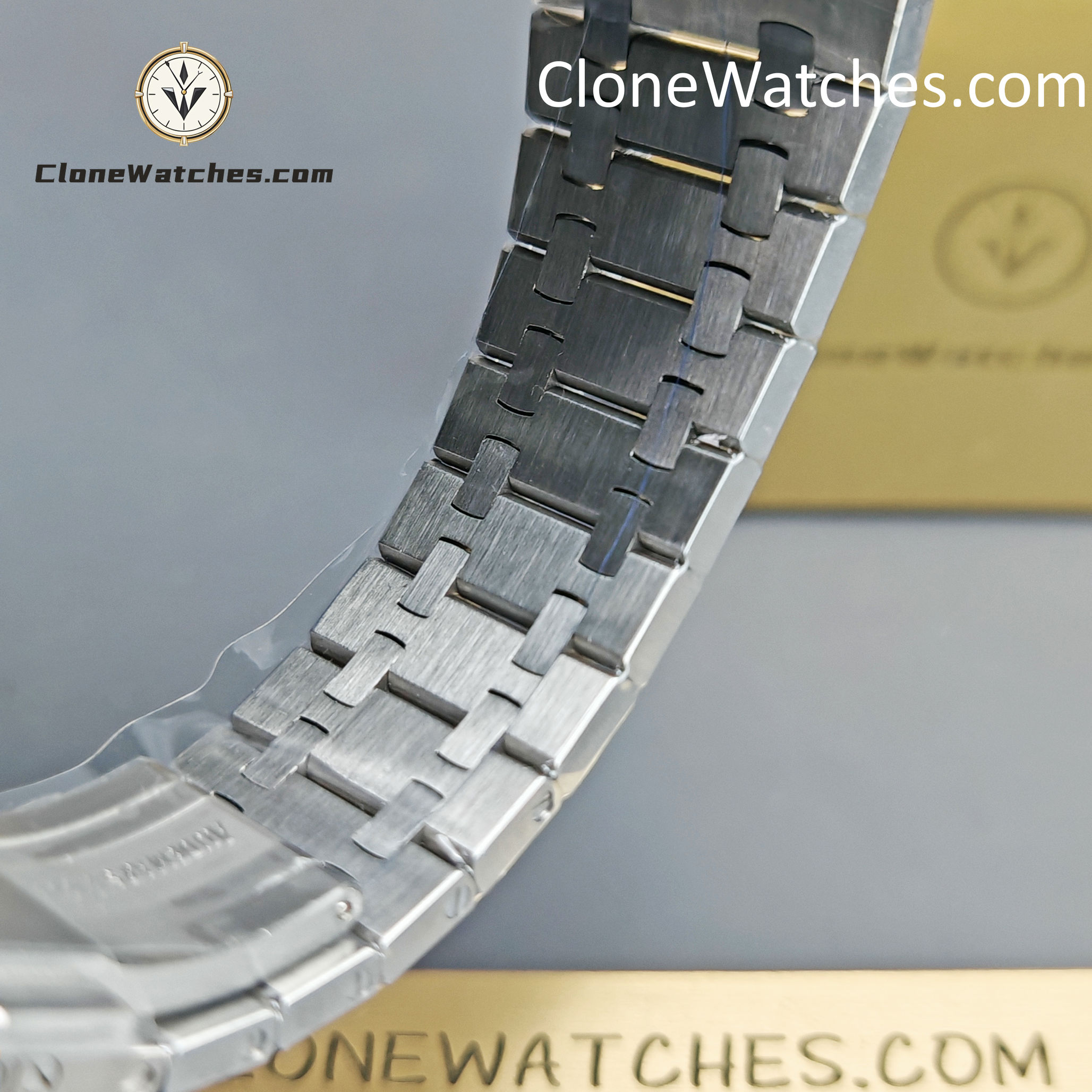 Audemars Piguet Super Clone Watches 1:1 Royal Oak White Dial 26331ST Selfwinding Chronograph
