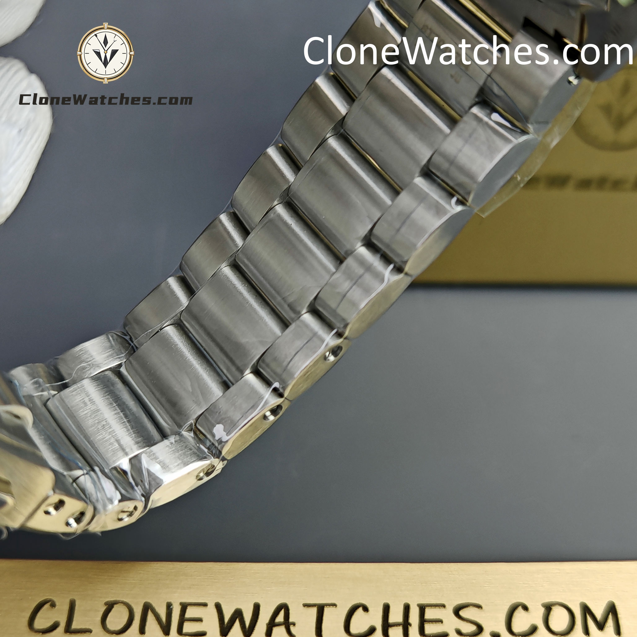 OMEGA Super Clone Watches 1:1 Seamaster Ocean Planet 6000M 45.5 MM 215.30.46.21.06.001