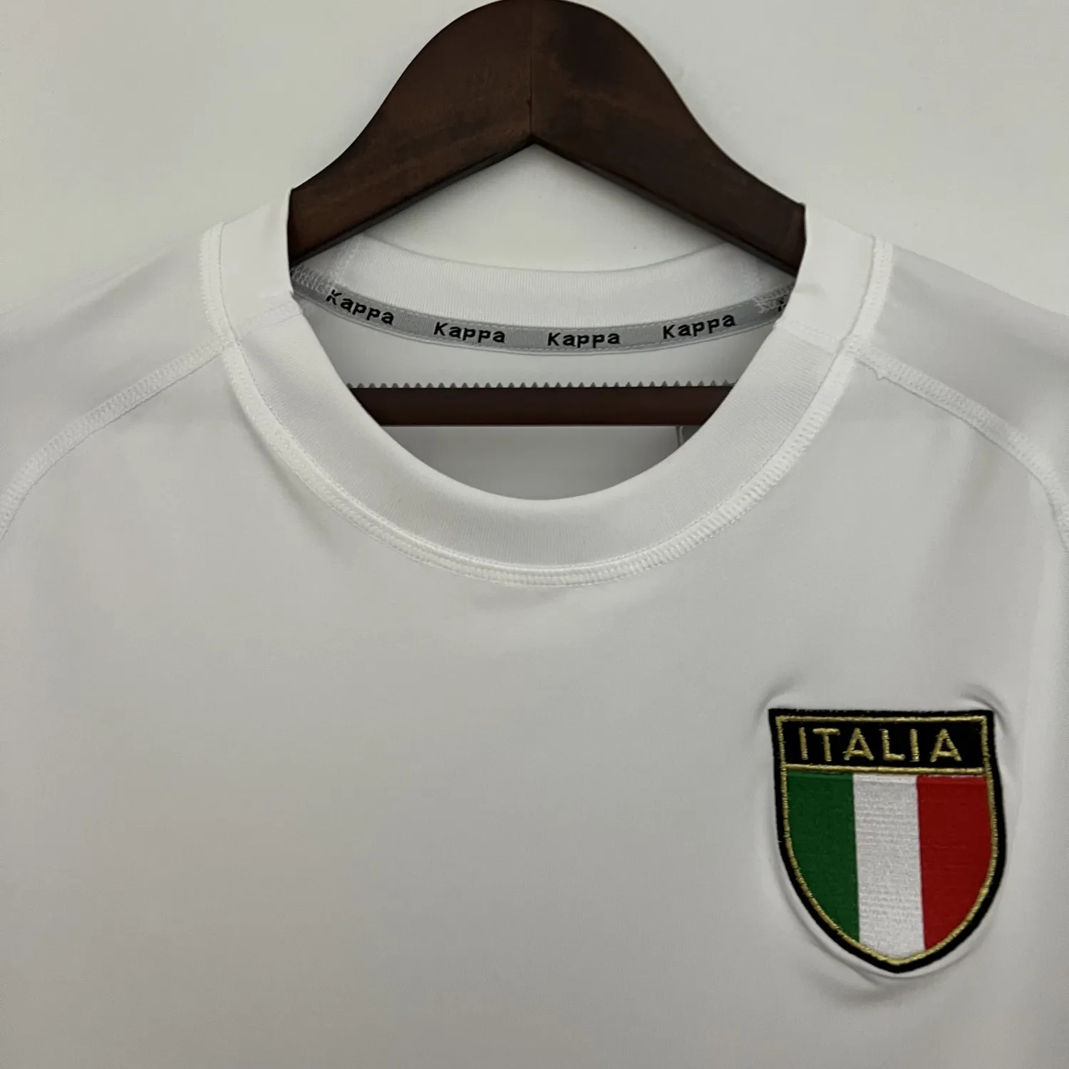 2000 Italy away retro jersey 1:1 Thai quality set - Fans Edition