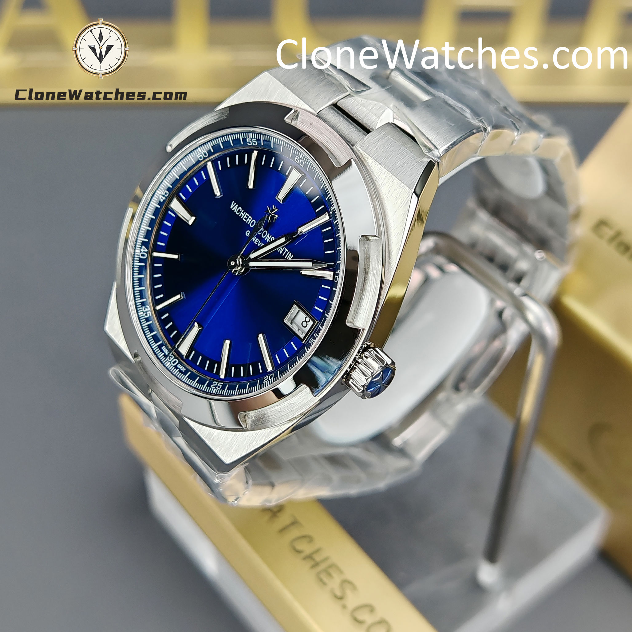 Vacheron Constantin Super Clone Watches 1:1 Overseas 4500V/210A-B128 Blue Dial