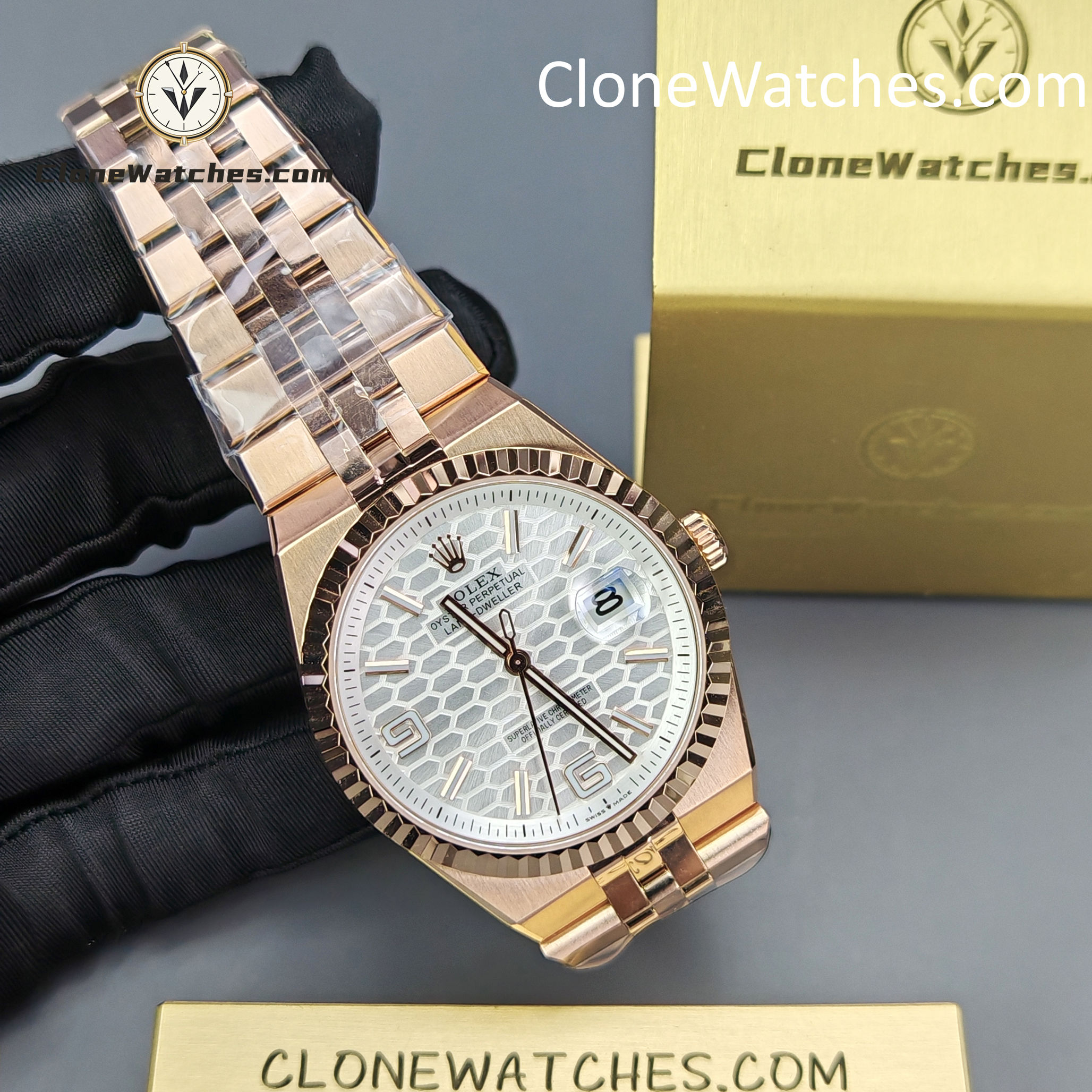 Rolex Super Clone Watches 1:1 Land-Dweller M127335-0001 White Dial Rose Gold 7135 Movement 40mm