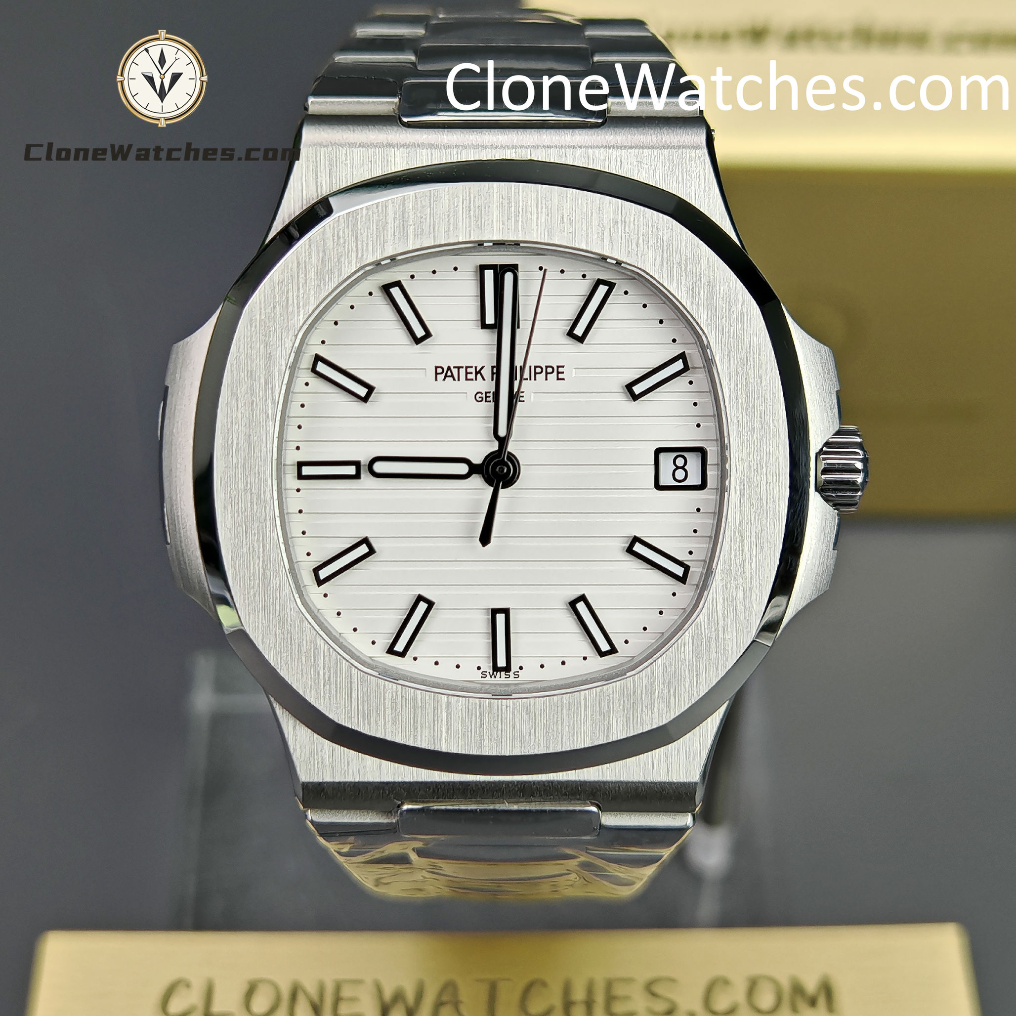 Patek Philippe Super Clone Watches 1:1 Nautilus 5711 White Dial