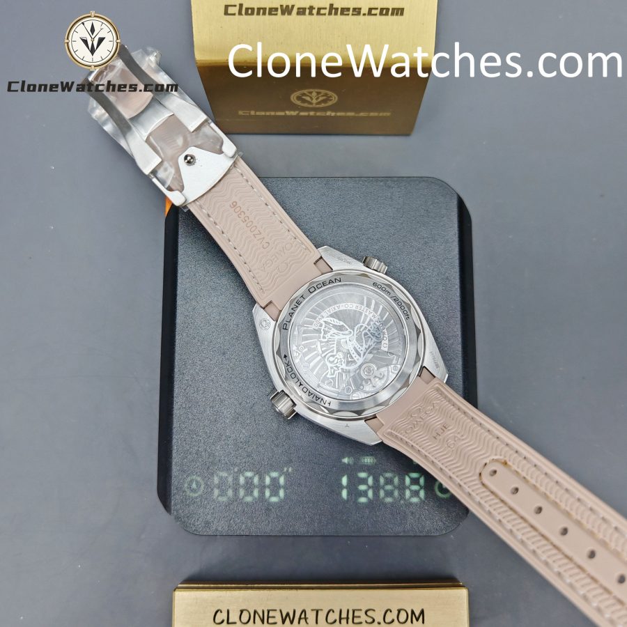 OMEGA Super Clone Watches 1:1 Seamaster Planet Ocean 600m 215.32.44.21.09.001 43.5MM