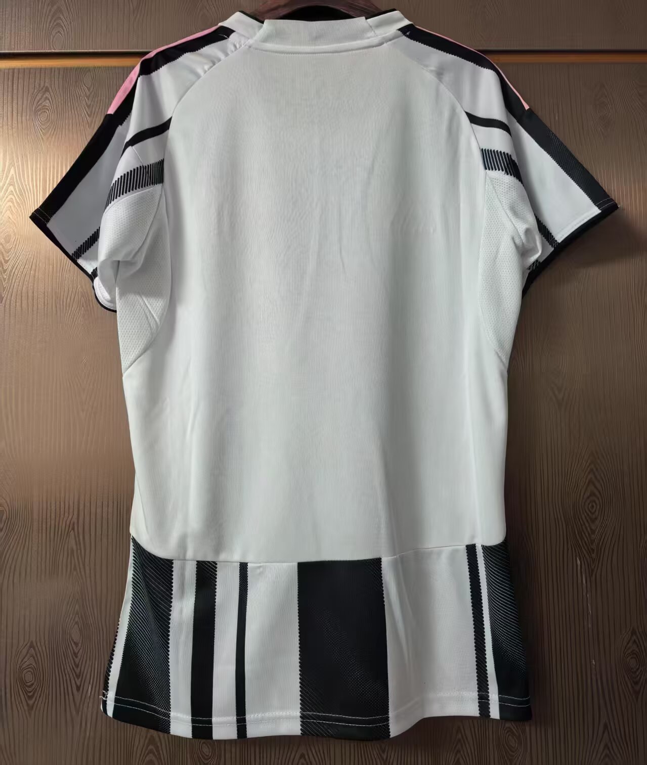 2025-26 Juventus Home - Women's Jersey