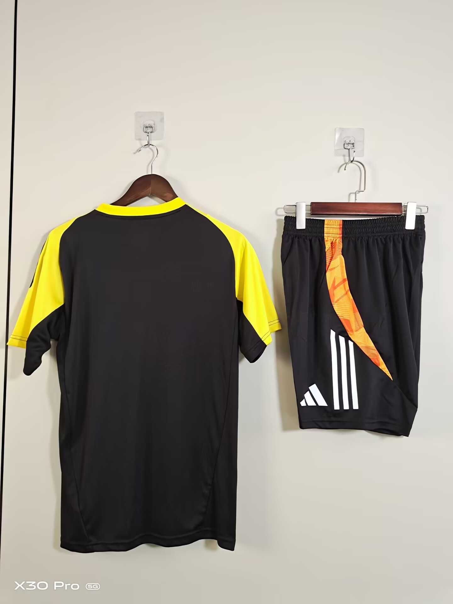2025-26 Mineiro Atlético Training Jersey - Adult Set
