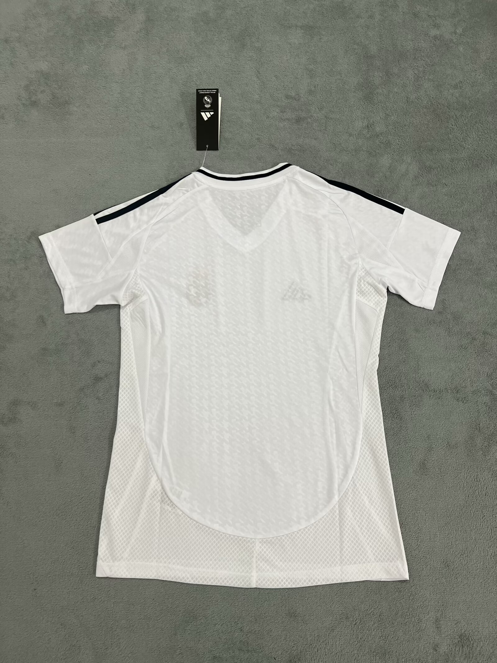 2024/25 Real Madrid Home Women's Jersey - Fans Edition