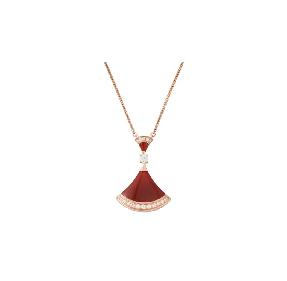 Bulgari Divas'Dream Necklace Series Red Chalcedony 18K Rose Gold