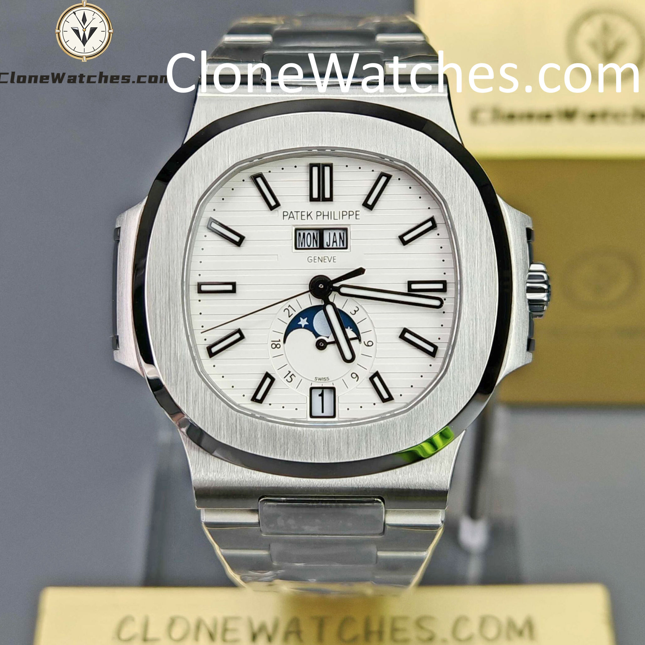 Patek Philippe Super Clone Watches 1:1 Nautilus 5726 Annual Calendar White Dial