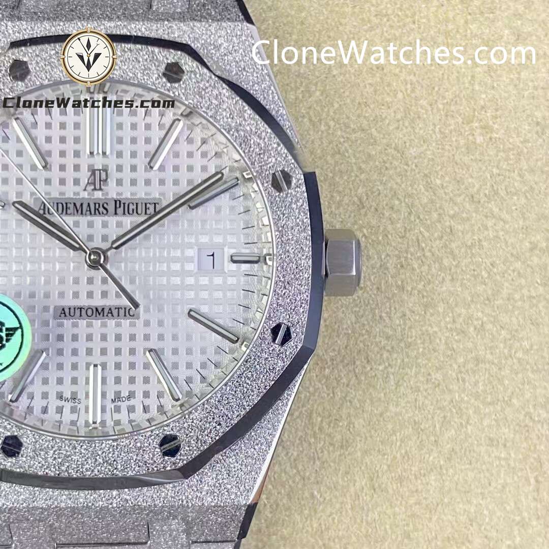 Audemars Piguet Super Clone Watches 1:1 Royal Oak Frost 15400 White Dial