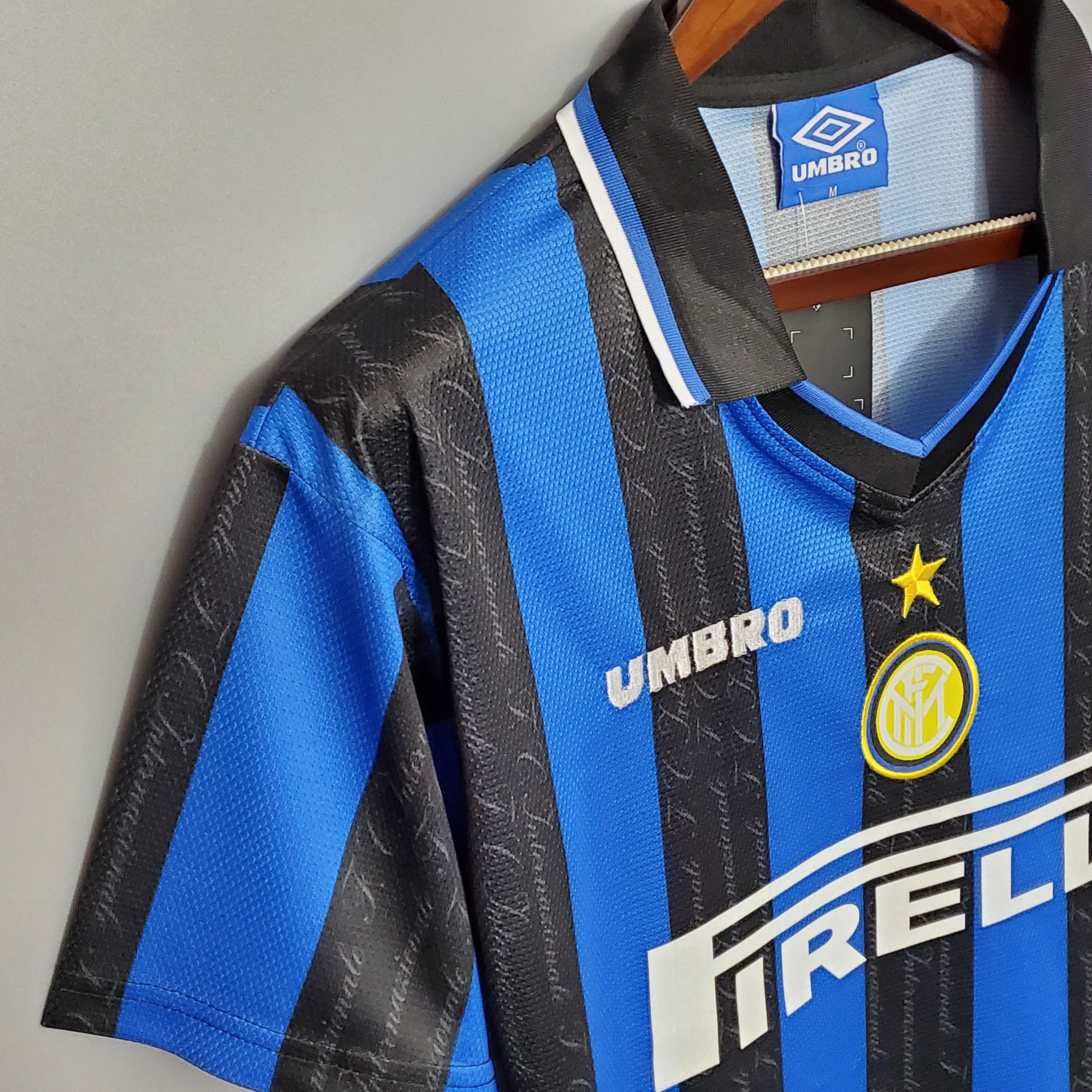 1997/1998 Retro Internazionale Milan Home Football Jersey 1:1 Thai Quality - Fans Edition