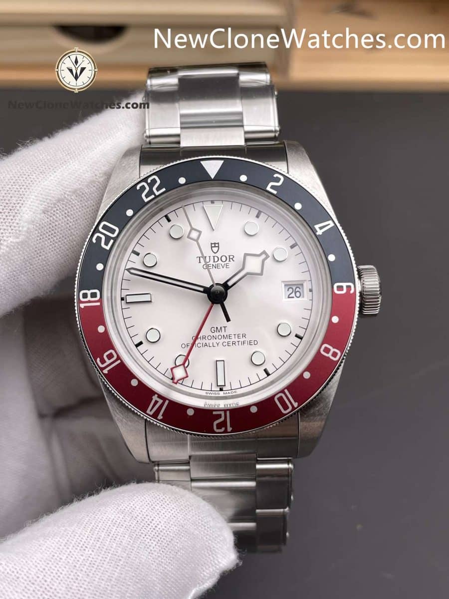 Tudor Super Clone Watches 1:1 Black Bay GMT m79830rb-0010 White Dial 41mm