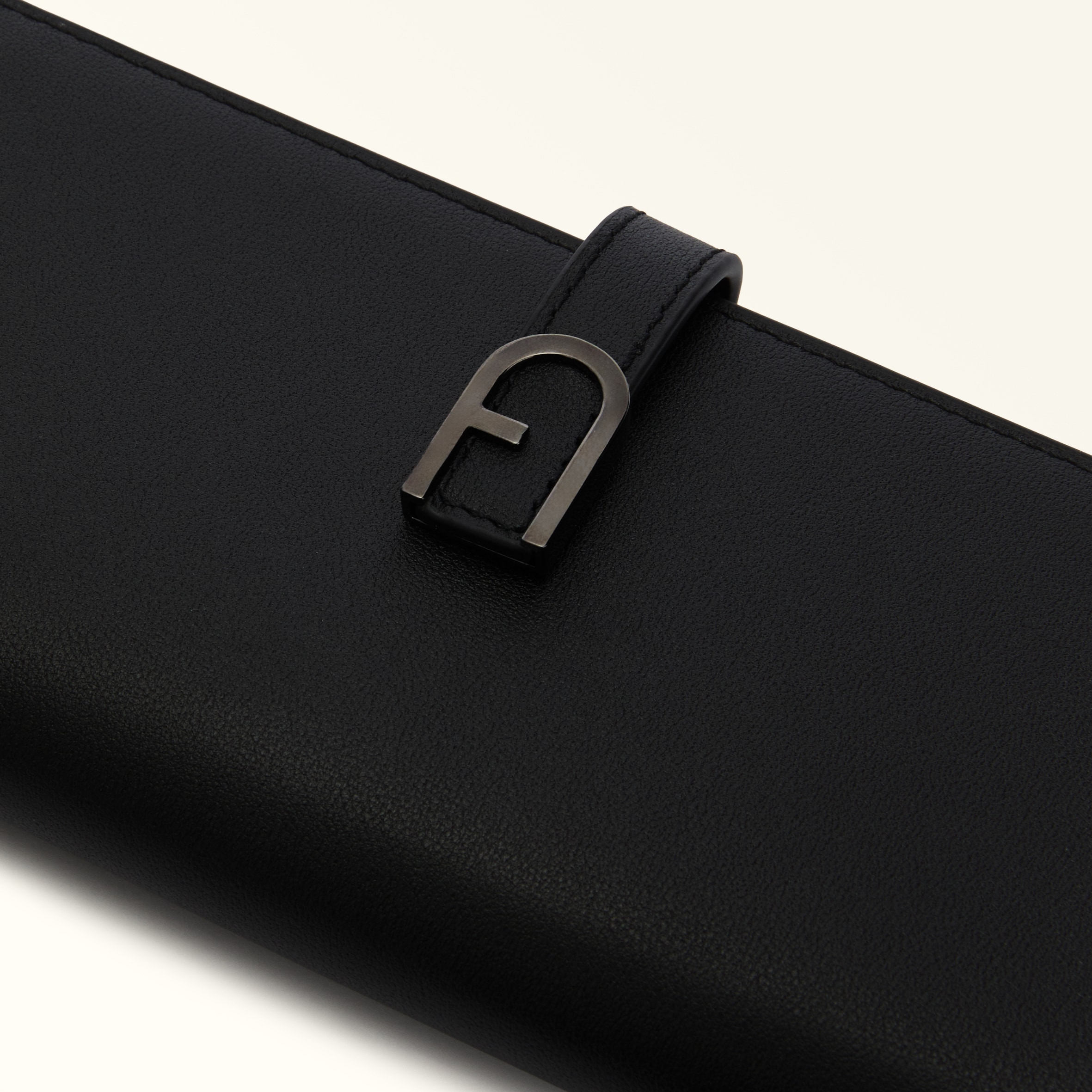 Furla Flow Continental Wallet XL