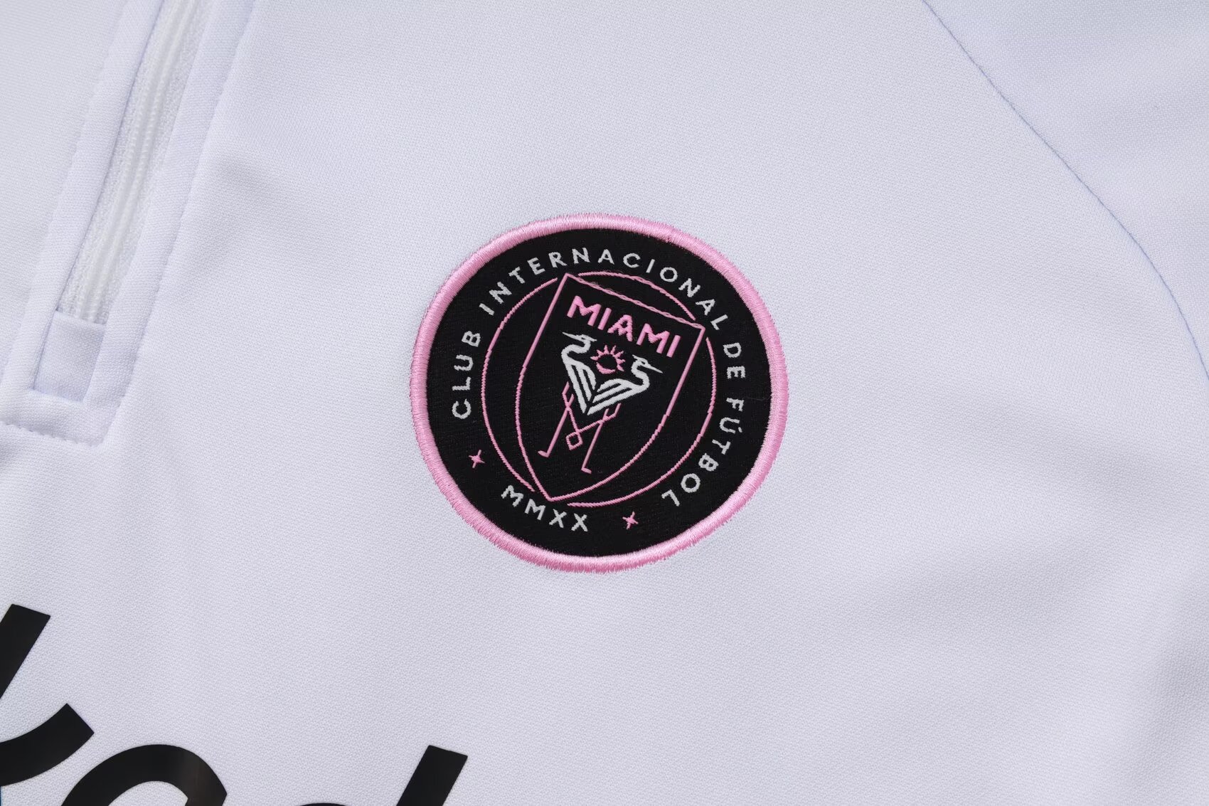 2025/26 Miami White Training Kit