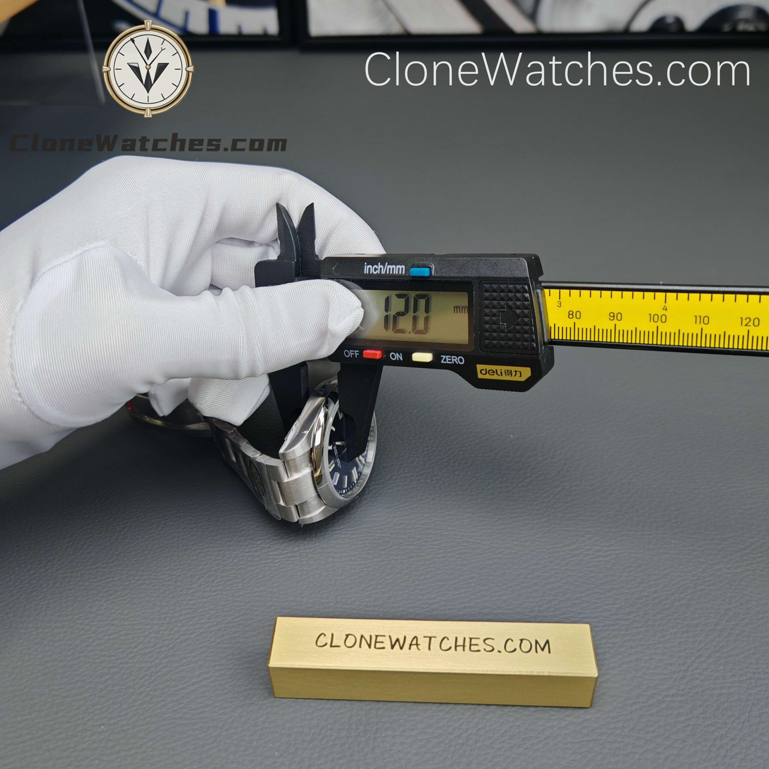 Rolex Super Clone Watches 1:1 Oyster Perpetual Blue Dial 41MM m124300-0003 3230 Movement