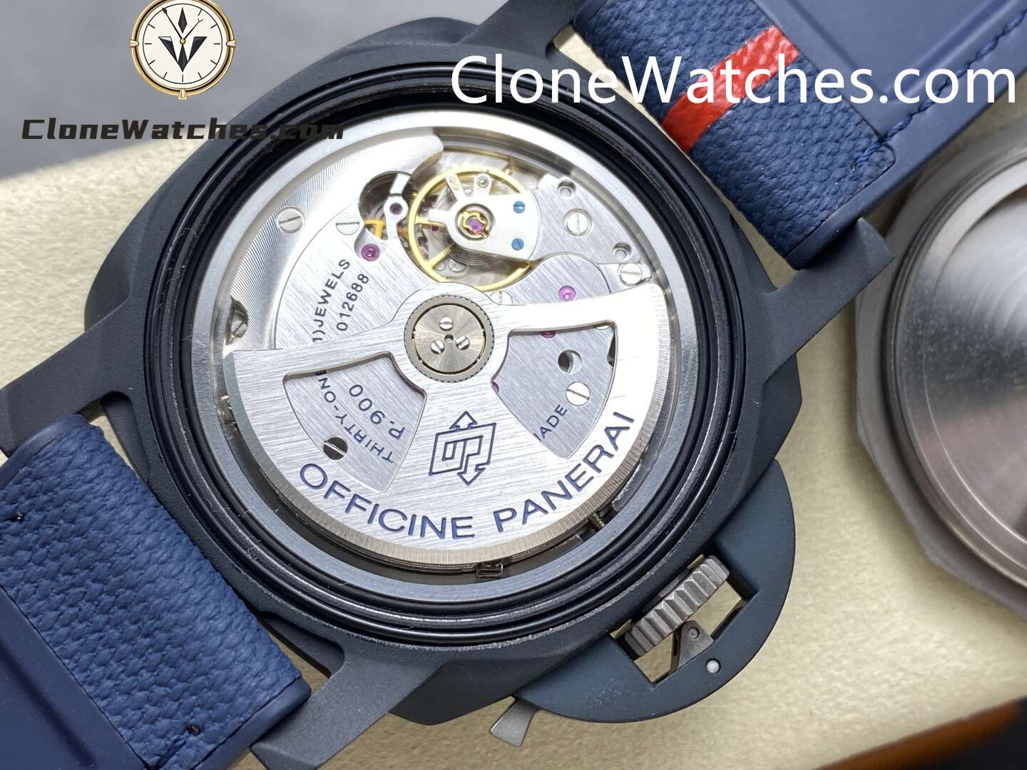 Panerai Super Clone Watches 1:1 Submersible QuarantaQuattro Luna Rossa Ti-CeramitechTM PAM01466 Blue Dial