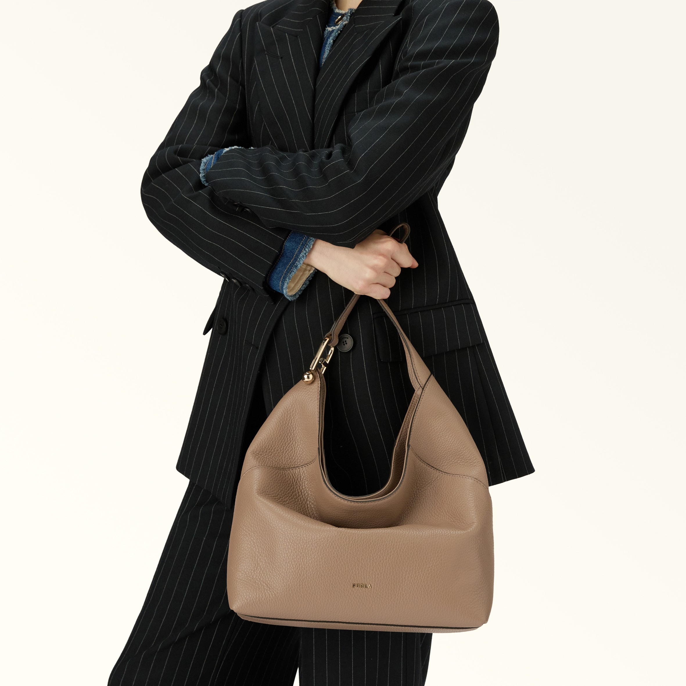 Furla Lara Shoulder Bag M