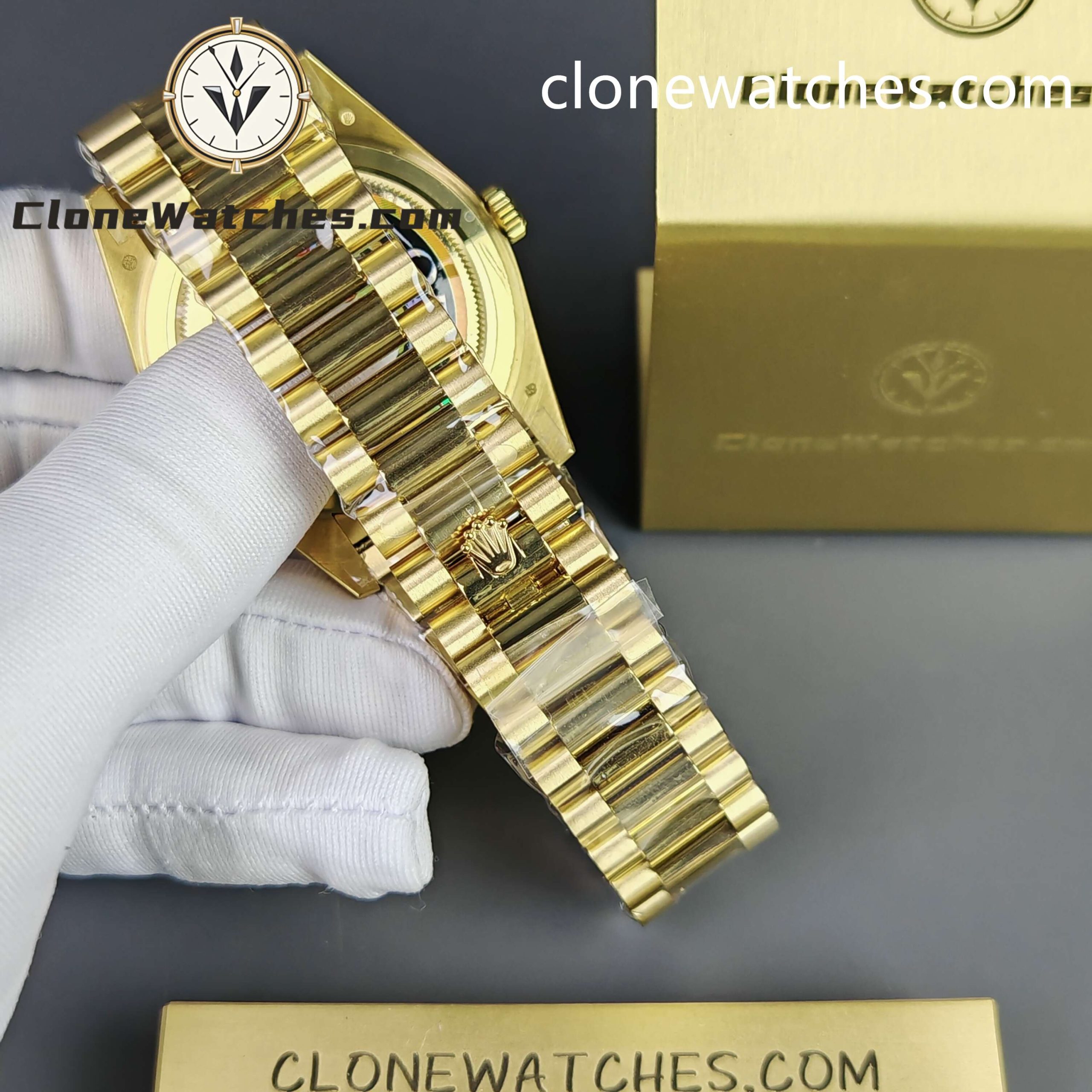 Rolex Super Clone Watches 1:1 Day Date Gold Dial Diamond Bezel M228348rbr-0002 40mm 3255 Movement