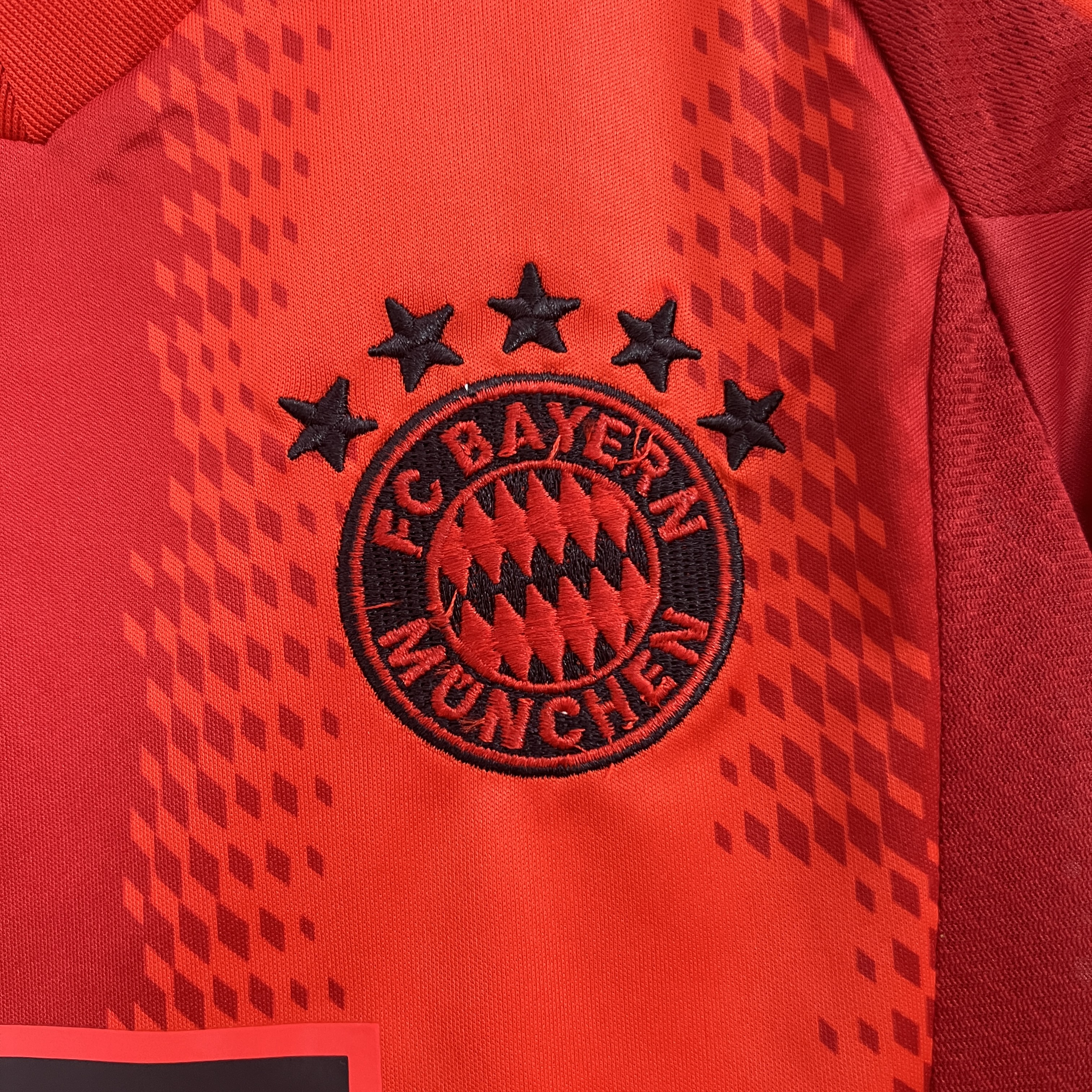 2024/25 FC Bayern Home Kids Apparel