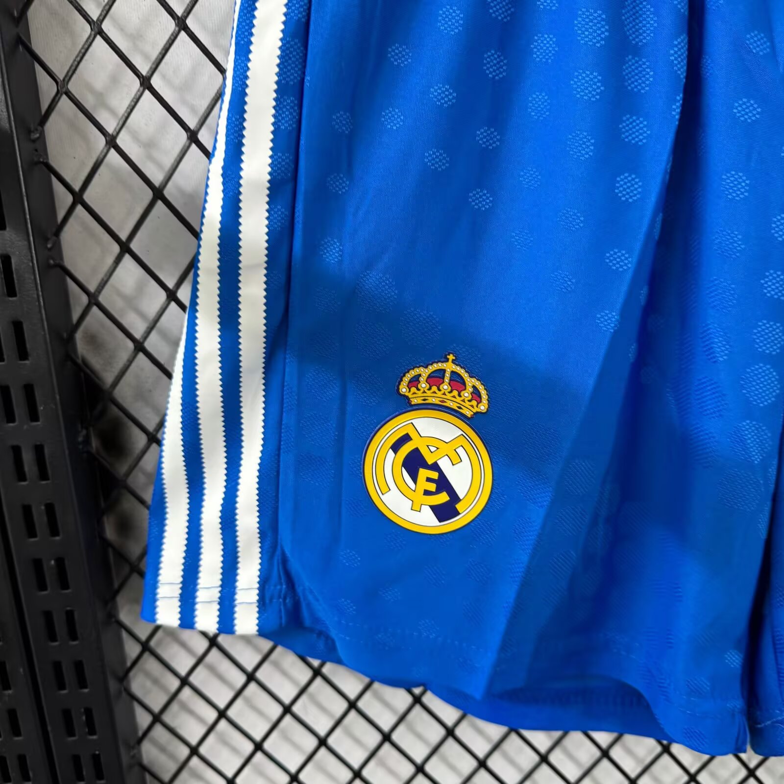 2025-26 Real Madrid Second Away Shorts - Fans Edition