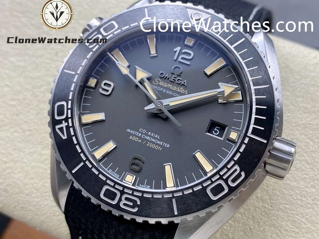OMEGA Super Clone Watches 1:1 Seamaster Planet Ocean 600m 215.32.44.21.01.002 43.5MM
