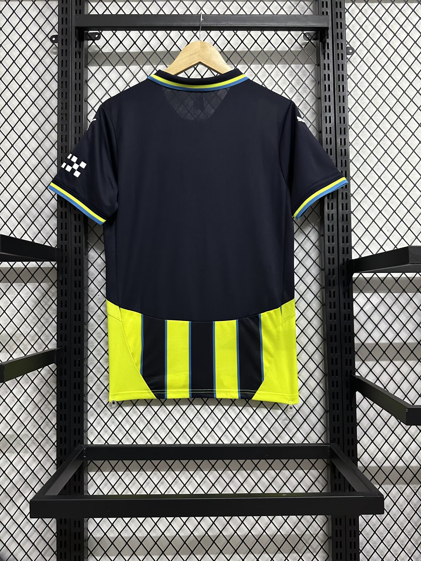 2024/25 Manchester City Away Shirt - Fans Edition