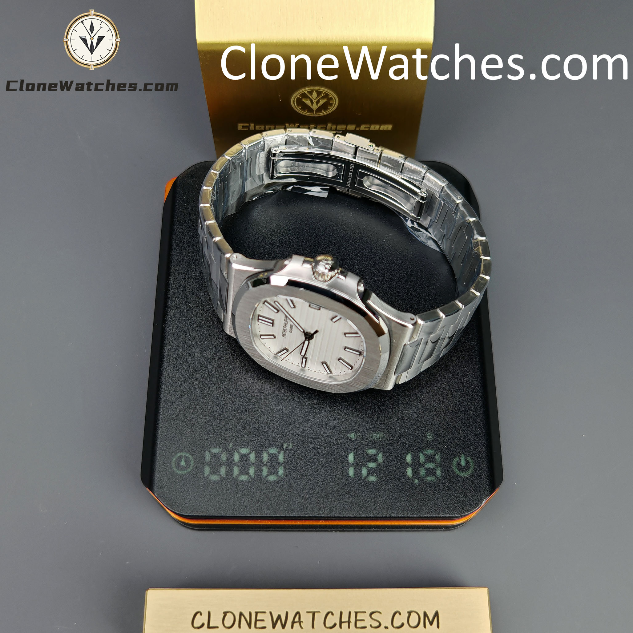 Patek Philippe Super Clone Watches 1:1 Nautilus 5711 White Dial