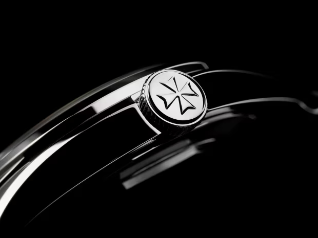 FIFTYSIX SELF-WINDING