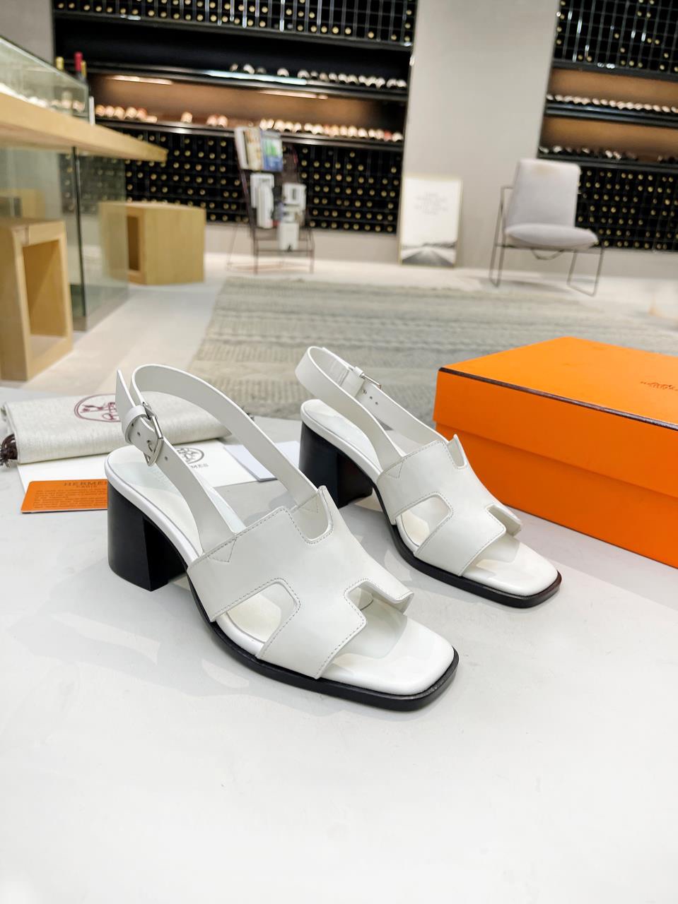 Hermes women classic slipper swift cowhide