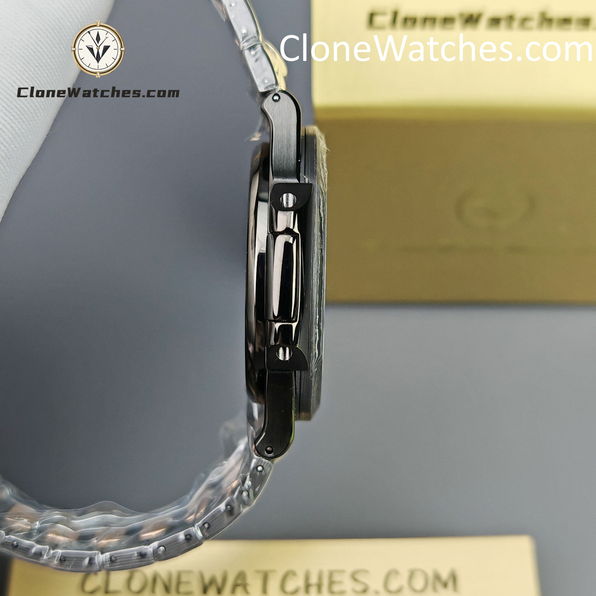 Modified Super Clone Watches 1:1 DiW Patek Philippe Nautilus 5711/1A “ROSE GOLD BLACK GRAIL”