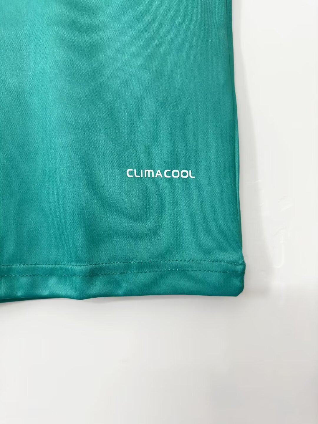 2010 Spain Goalkeeper Retro Jersey