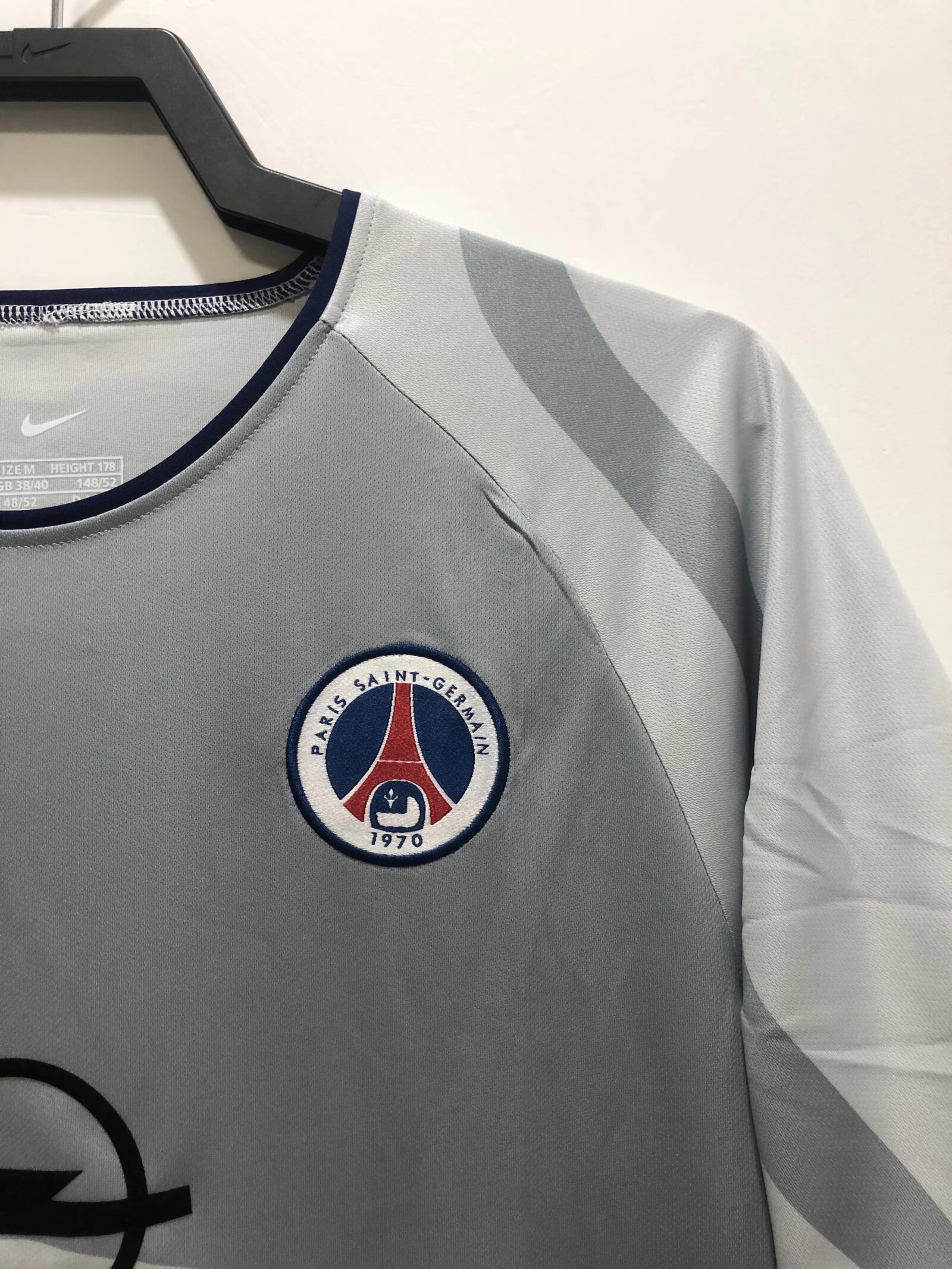 2001 Paris away jersey 1:1 Thai quality - Fans Edition