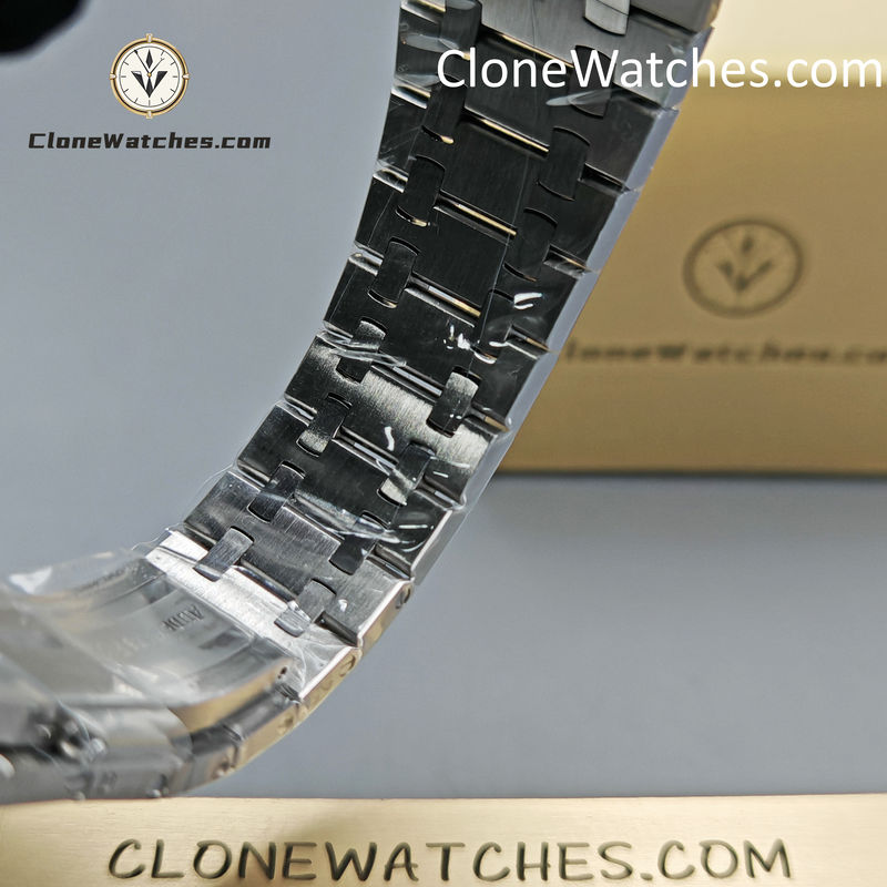 Audemars Piguet Super Clone Watches 1:1 Royal Oak 15500 Blue Dial