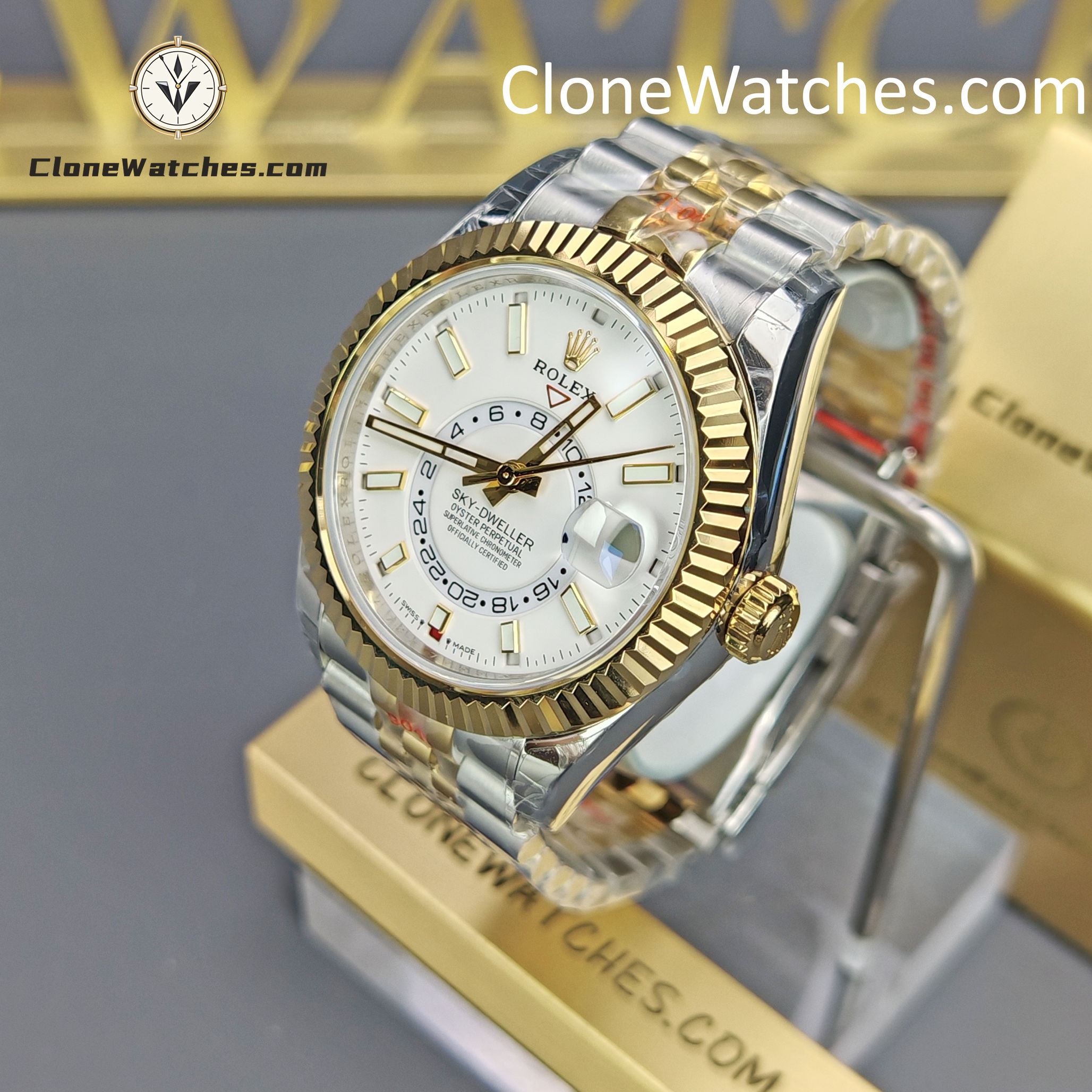 Rolex Super Clone Watches 1:1 Sky Dweller White Dial Jubilee m336933-0006 42MM
