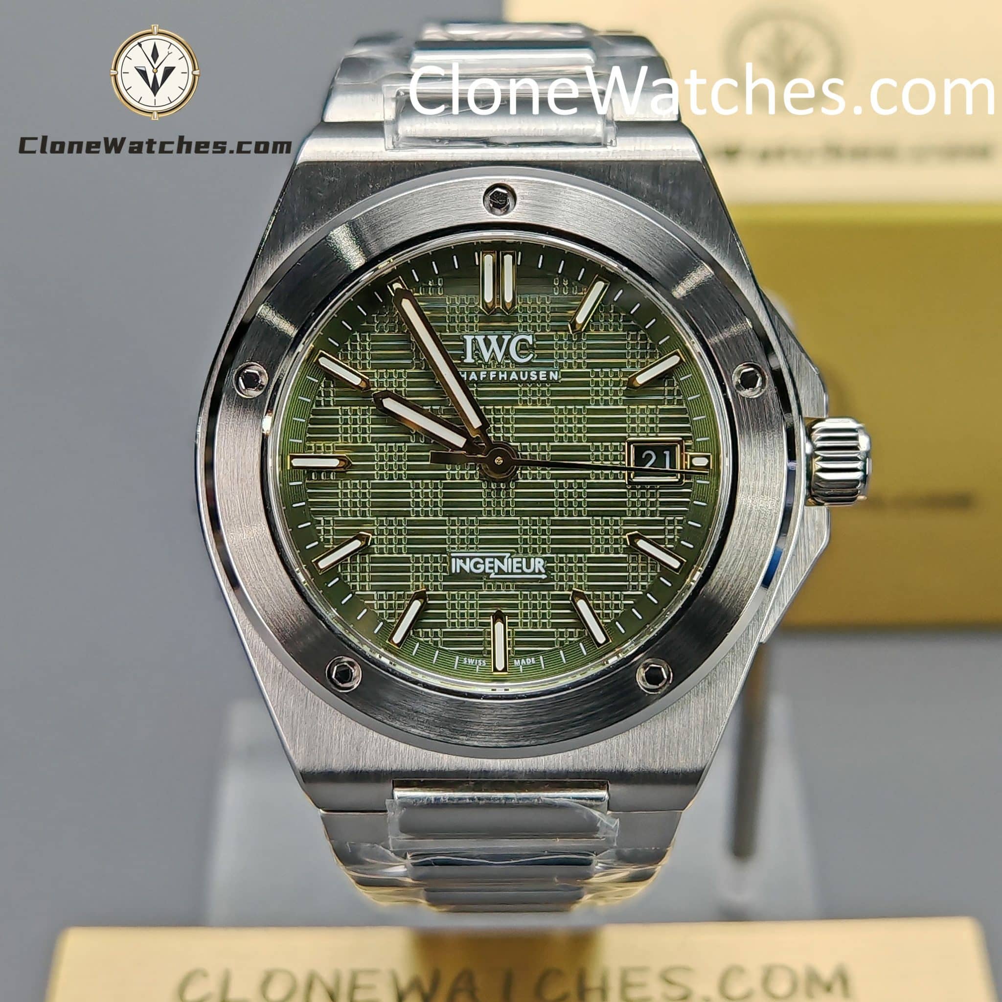 IWC Super Clone Watches 1:1 IW328908 Ingenieur Automatic 40 Green Dial