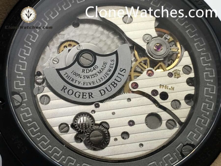 Roger Dubuis Super Clone Watches 1:1 Excalibur Black Dial DBEX0542 45MM