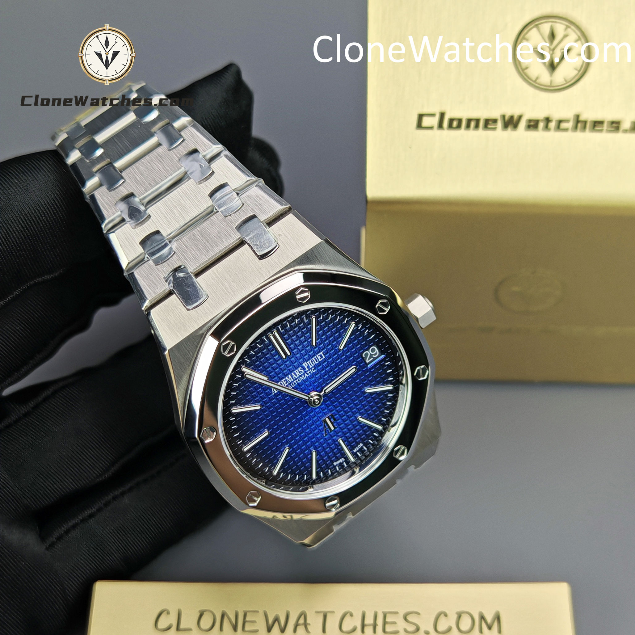 Audemars Piguet Super Clone Watches 1:1 Royal Oak “Jumbo” 15202IP Blue Dial