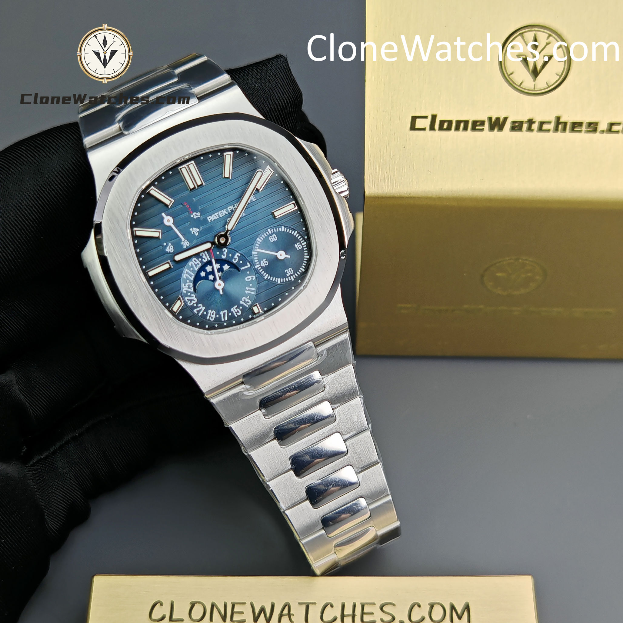 Patek Philippe Super Clone Watches 1:1 Nautilus Moon Phase 5712 Blue Dial New Clasp