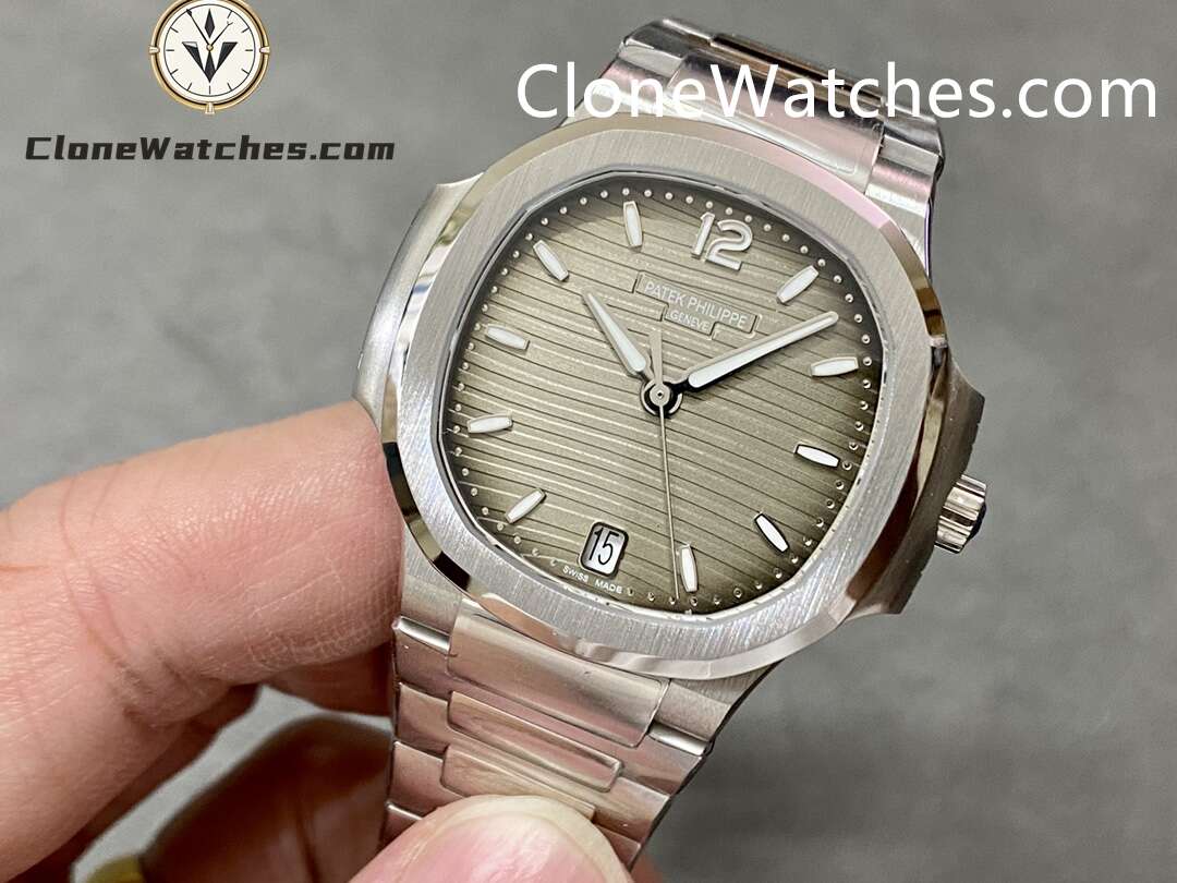 Patek Philippe Super Clone Watches 1:1 Nautilus 7118/1A-011 35.2 mm