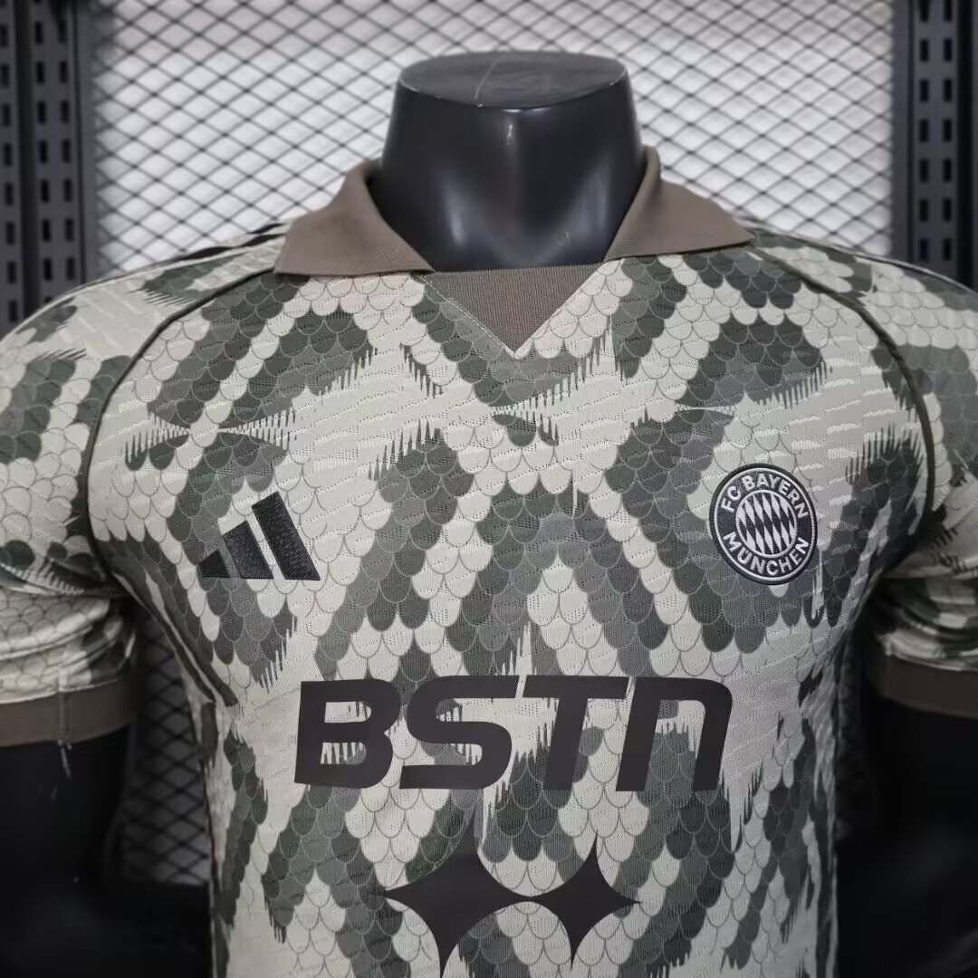 2025-26-FC Bayern Special Edition-Player Edition