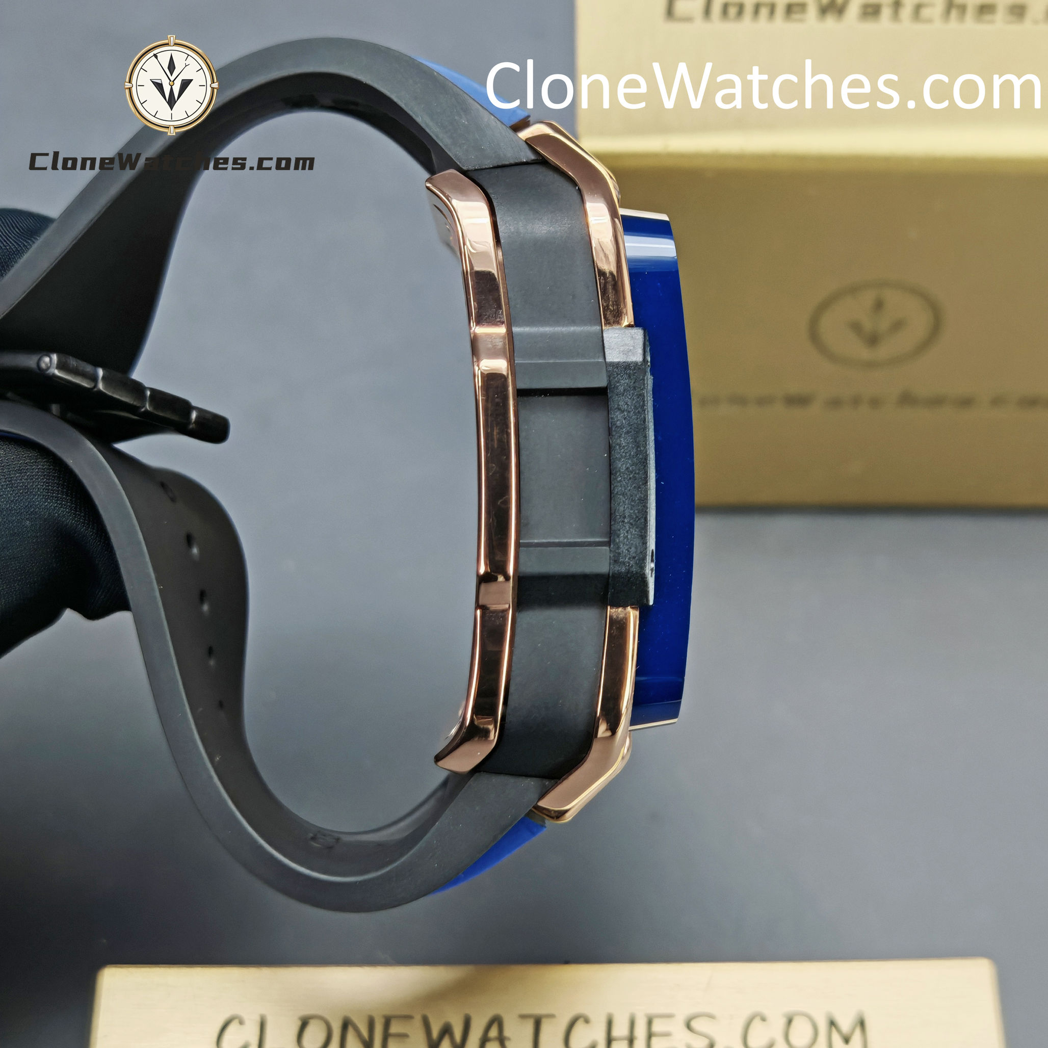 Hublot Super Clone Watches 1:1 Square Bang Unico King Gold Blue Ceramic 42MM 821.OL.5180.RX