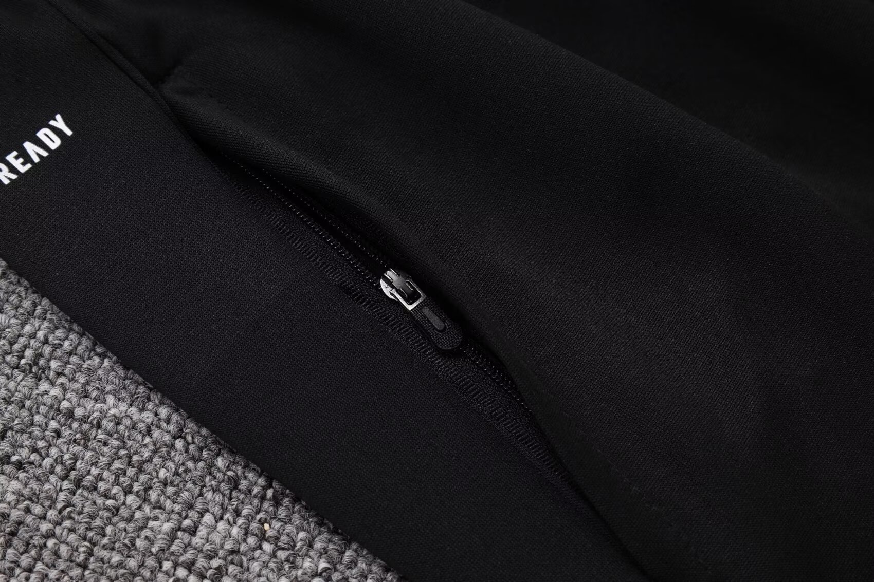 2025/26 Manchester United White Jacket Tracksuit