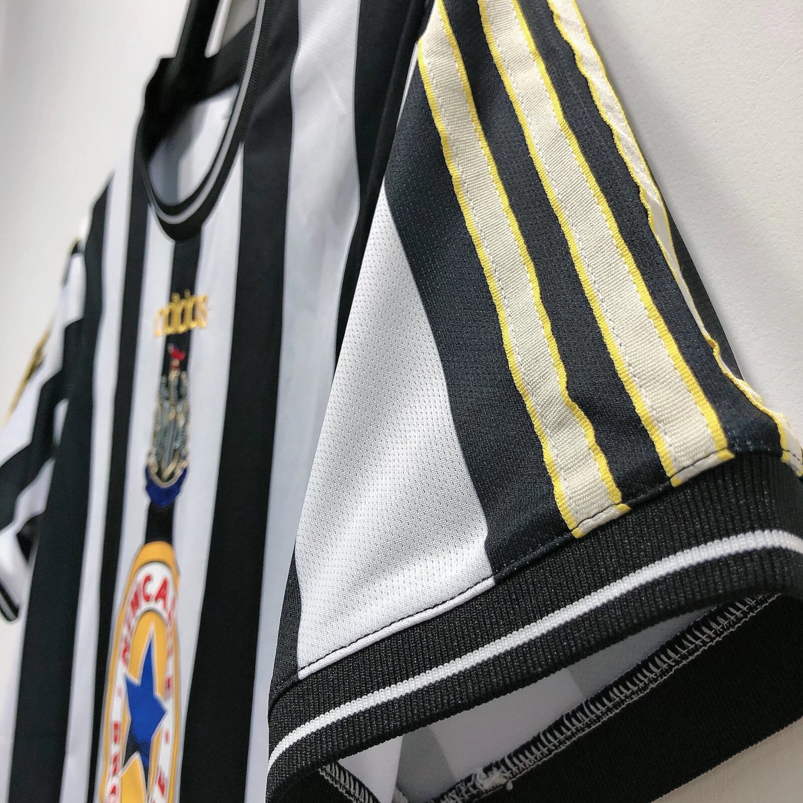 1997/99 Newcastle United Home Retro Shirt-Fans